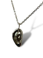 Load image into Gallery viewer, Ear pendant